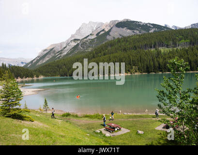 Die beliebten Zwei Jack See in der Nähe von Banff Alberta Kanada Stockfoto