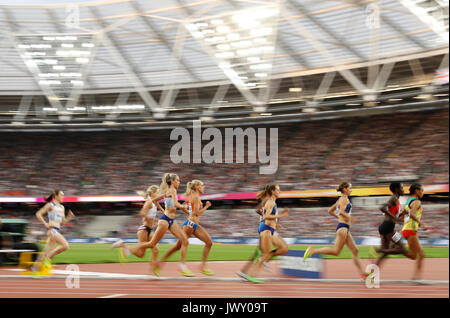 Großbritanniens Eilish McColgan während der 1500m der Frauen während der letzten Tag zehn der Leichtathletik-WM 2017 auf der Londoner Stadion. Stockfoto