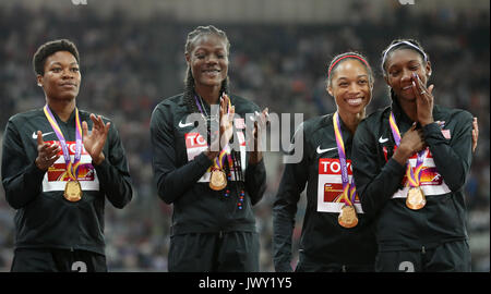 USA die 4x400m Staffel der Frauen (gold) bei Tag zehn der Leichtathletik-WM 2017 auf der Londoner Stadion. Stockfoto