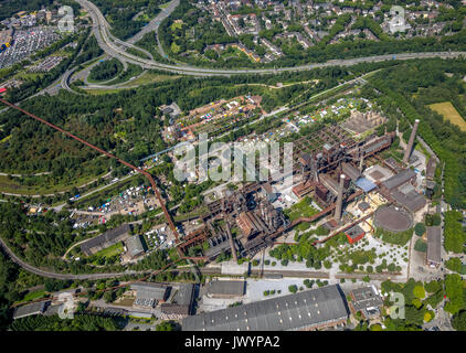 Landschaftspark Duisburg - Nord, Emscherstraße, 24h-Radrennen, Industriekultur, Weltkulturerbe, Duisburg, Ruhrgebiet, Nordrhein-Westfalen, Stockfoto