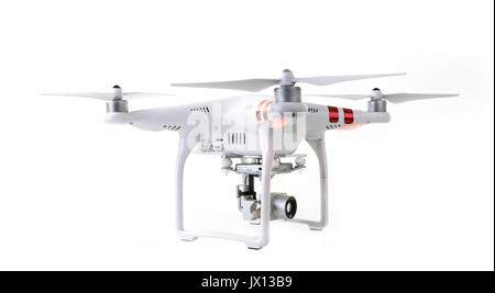 SWINDON, Großbritannien - 1 August 2017: DJI Phantom 3 Drohne auf weißem Hintergrund Stockfoto