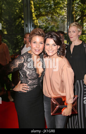 Prominente an einem Fotoshooting für die Deutschen TV ProSieben Sat1 Pressekonferenz im Cinemaxx Dammtor. Mit: Vanessa Blumhagen und MArlene Lufen Wo: Hamburg, Deutschland Wann: 13 Jun 2017 Credit: Becher/WENN.com Stockfoto