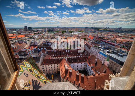 Österreich, Wien, Hauptstadt Stadtbild, Ansicht von Süden Turm von St. Stephen's Cathedral Stockfoto