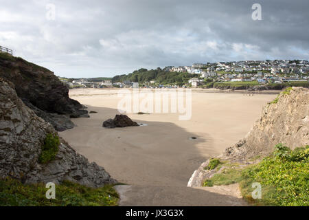 Pozeath Dorf, North Cornwall, UK vom Strand Stockfoto