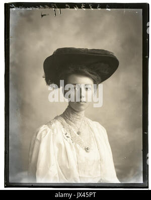 Frau M Beaumont, 26 Okt (1906) (16555655096) Stockfoto