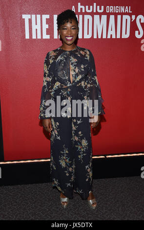 Hollywood, Kalifornien, USA. 14 Aug, 2017. Samira Wiley kommt für die'' die Geschichte der Dienerin" fyc Phase 2 Veranstaltung in der DGA-Theater. Credit: Lisa O'Connor/ZUMA Draht/Alamy leben Nachrichten Stockfoto