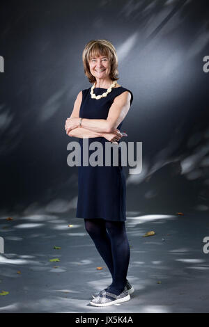 Edinburgh, Großbritannien. 15 Aug, 2017. Sarah Dunant, die britische Schriftstellerin, Journalistin, Broadcaster und Kritiker, beim Edinburgh International Book Festival erscheinen. Credit: GARY DOAK/Alamy leben Nachrichten Stockfoto