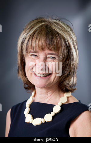 Edinburgh, Großbritannien. 15 Aug, 2017. Sarah Dunant, die britische Schriftstellerin, Journalistin, Broadcaster und Kritiker, beim Edinburgh International Book Festival erscheinen. Credit: GARY DOAK/Alamy leben Nachrichten Stockfoto