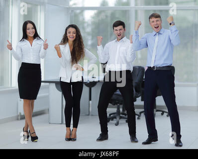 Porträt eines siegreichen Business Team Stockfoto