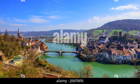 Laufenburg Stadt an der deutsch-schweizer Grenze mit der Alten Brücke über den Rhein zwischen Deutschland und der Schweiz, Schwarzwald, Baden Württemberg Stockfoto