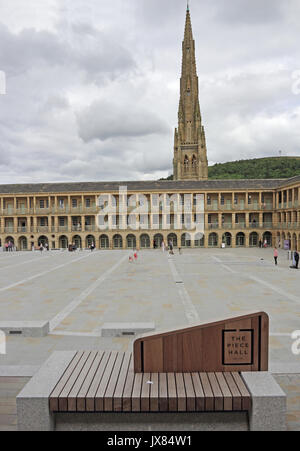 Eine Ecke des neu renovierten Piece Hall, Halifax, West Yorkshire Stockfoto