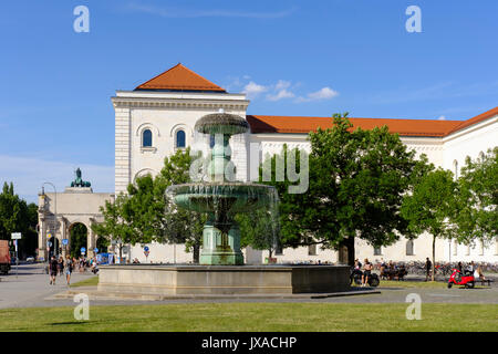 Ludwig Maximilian Universität und Sieg Tor, Professor-Huber-Platz, Maxvorstadt, München, Oberbayern, Bayern, Deutschland Stockfoto