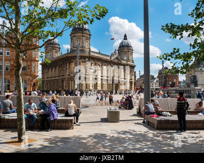 Rumpf Maritime Museum und Queen Victoria Square Rumpf Yorkshire England Stockfoto