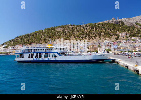 Pothia der Stadt und dem Hafen der Insel Kalymnos, Dodekanes, Griechenland. Stockfoto