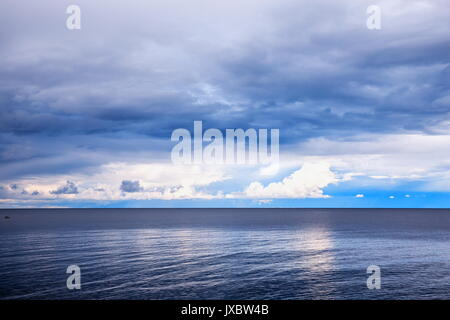 Küste vor dem Sturm Stockfoto