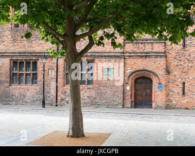 Hands on History Museum früher Hull Merchant Adventurers Hall erbaut 1583 in Trinity Square Hull Yorkshire England Stockfoto