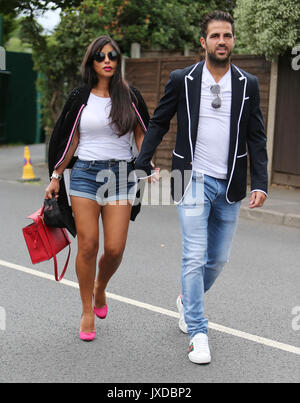 Cesc Fabresgas und Daniella Semaan Ankunft in Wimbledon Mit: Cesc Fabregas, Daniella Semaan Wo: London, Großbritannien Wann: 16 Aug 2017 Quelle: Rocky/WENN.com Stockfoto