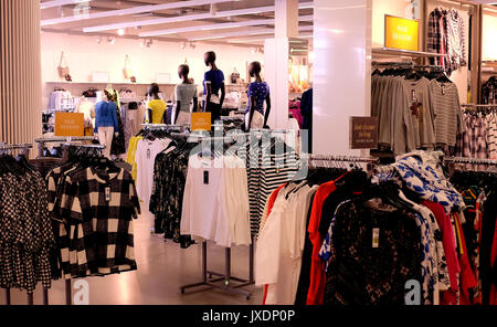 M&s abteilungen Shop im Westwood Cross Einkaufszentrum Grafschaft Kent uk august 2017 Stockfoto