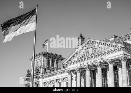 Bundes Regierung Büro - Dem Deutschen Volke - Bundestag Stockfoto