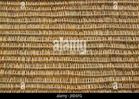 Korbmacherwaren Hintergrund. Rattan Holz- Textur. Flechtwerk aus Willow twigs. Stockfoto