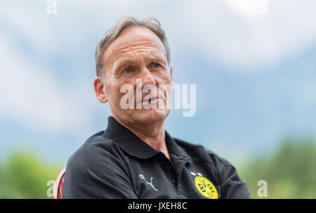 Bad Ragaz, Schweiz. 30. Juli, 2017. Hans-Joachim Watzke, Vorsitzender der Borussia Dortmund sagte in einem Interview, in Bad Ragaz, Schweiz, 30. Juli 2017. Foto: Guido Kirchner/dpa/Alamy leben Nachrichten Stockfoto