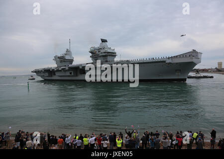 HMS Queen Elizabeth Flugzeugträger Stockfoto