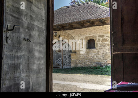 Auf dem Land, in den Osten Serbien - Ein Blick außerhalb von dem Landhaus Stockfoto