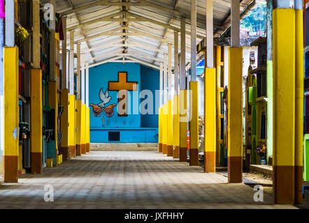 Blick auf die alten Maya Friedhof von San Pedro La Laguna in Guatemala Stockfoto