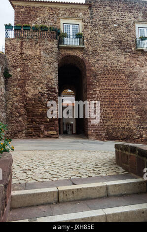 Hstoric Almedina Tor, Silves, Algarve, Portugal Stockfoto