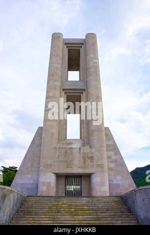Como, Italien - 03.Mai 2017: Monumento ai Caduti Kriegerdenkmal von Rationalistischen Architekten Antonio Sant Elia und Giuseppe Terragni Stockfoto
