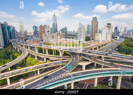 Yanan Straße Überführung, Shanghai Stockfoto