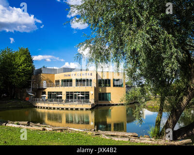 Cambridge Science Park - die Trinity Center auf Cambridge Science Park im Norden von Cambridge Großbritannien Stockfoto