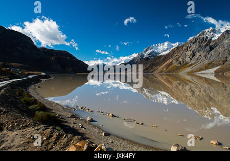 Laigu Gletscher Landschaft in Tibet Stockfoto