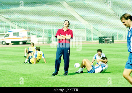 Italienische Nationalmannschaft Trainer Cesere Maldini lachen während Training im Stadio Olimpico in Rom Italien Stockfoto