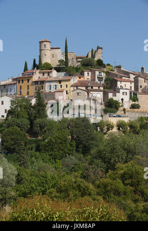 Callian, mittelalterliches Dorf auf den Hügeln zwischen Montauroux und Fayence, Region Provence-Alpes-Côte d'Azur im Südosten von Frankreich, Europa gehockt Stockfoto