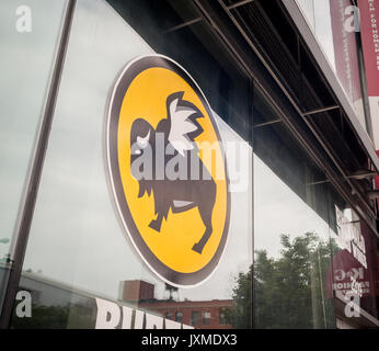 The Harlem Zweig der Buffalo Wild Wings Restaurant kette in New York am Sonntag, 6. August 2017. (© Richard B. Levine) Stockfoto