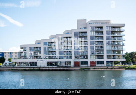 Bottelino's Restaurant Portishead Marina - Modernes Waterfront Development in der Nähe von Bristol in Somerset Stockfoto