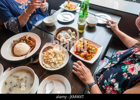 Leong Legend's & Eintopf, Chinatown, 39 Gerrard St, London W1D 5QD, Großbritannien Stockfoto