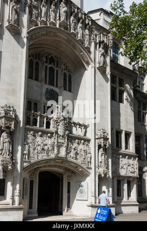 Der Oberste Gerichtshof Eingang am Parliament Square, Little George St, Westminster, London SW1P 3BD, Großbritannien Stockfoto