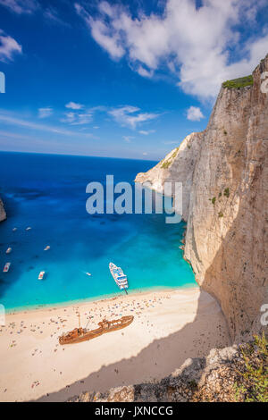 Navagio Strand mit Schiffbruch auf der Insel Zakynthos in Griechenland Stockfoto