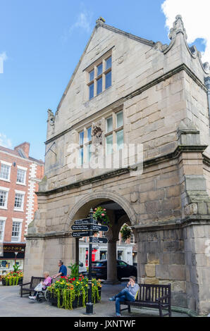 Die alte Markthalle auf dem Platz im Zentrum von Shrewsbury, Shropshire Stockfoto