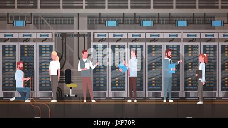 Menschen, die in Data Center Zimmer Hosting Server Computer Monitoring Informationen Datenbank Stock Vektor