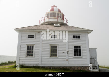 Dieser Leuchtturm wurde im Jahre 1836 erbaut und war zwei Geschichten die lightkeeper und seine Familie zu Hause. Es war 1955, als die neue konkrete lig stillgelegt Stockfoto