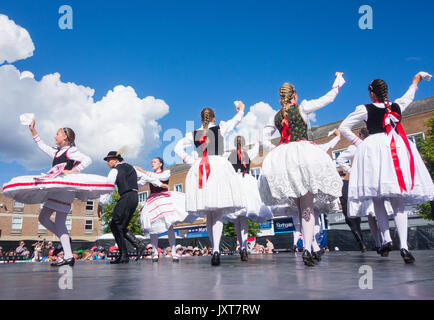 Tänzer aus Ungarn im Jahr 2017 Billingham Internationale Folklore Festival der Welt tanzen. Billingham, England, UK. Stockfoto