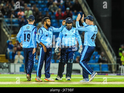 Leeds, Großbritannien. 17 Aug, 2017. Yorkshire Vikings feiern ein wicket während der Yorkshire Wikinger v Northamptonshire Steelbacks im Headingley auf 20170817 August 2017. Quelle: SB Sport Fotografie/Alamy leben Nachrichten Stockfoto