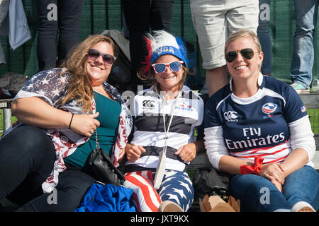 Dublin, Irland. 17. August 2017. USA Fans bei den Frauen Rugby World Cup in Billings Park UCD, Dublin. Credit: Elsie Kibue/Alamy leben Nachrichten Stockfoto