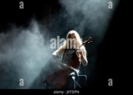 MADRID - Jun 24: Apocalyptica (Cello metal band) im Konzert an Download (Heavy Metal Musik Festival) am 24. Juni 2017 in Madrid, Spanien. Stockfoto