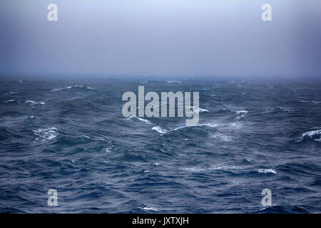 Karasee (Becken des arktischen Ozeans) in der hohen Arktis (Nowaja Semlja-Archipel). Alter Name der Karasee - Eis, Keller, aber jetzt kein Eis Stockfoto