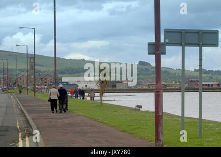 Helensburgh Stadt Boardwalk oder direkt am Meer zu Fuß zum Pier Stockfoto