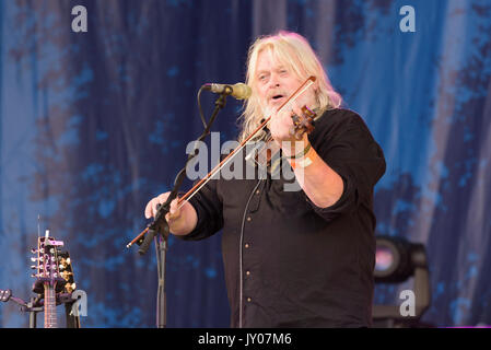 Phil Bier mit Erscheinen der Hände in Cropredy Festival, Banbury, Oxfordshire, England, 10. August 2017 Stockfoto